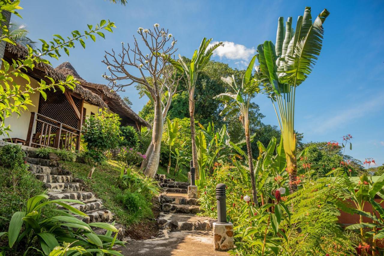 Sakatia Lodge Ampasimena Экстерьер фото